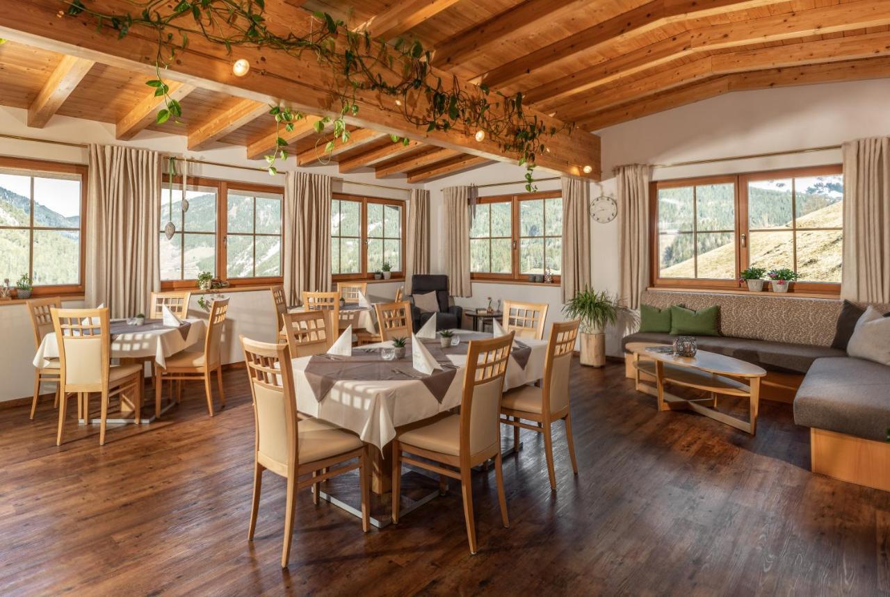 Farm stay Eisbacherhof *