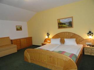 Eisbacherhof Farm stay *